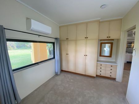 Coastal Living with Space and Comfort – Sarina Beach - Photo 2