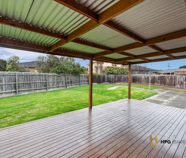 3 Bedroom Family Home! - Photo 6