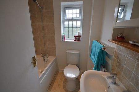 2 bedroom Cluster House - STIRLING WAY, WELWYN GARDEN CITY - Photo 5