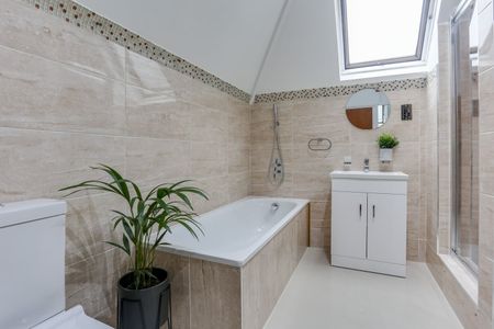 Room in a Shared House, Denmark Hill, SE5 - Photo 4