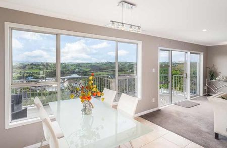 4 Bedrooms in Shelly Park - Photo 4