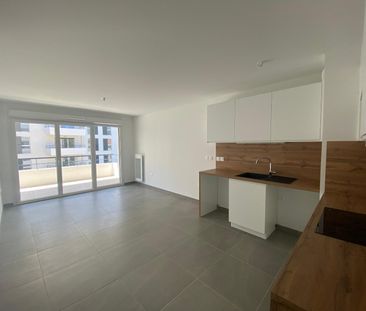 Location Appartement 2 pièces 41m² FREJUS 83600 - Photo 3