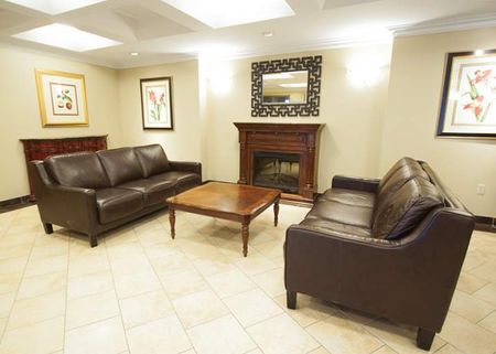 Iron Horse Towers - Photo 4