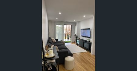 MODERN, STUNNING & THREE LEVELS OF SHEER SPACE! - Photo 5