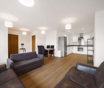 3 bedroom apartment to rent - Photo 6