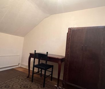 Room in a Shared House, Fairlope Road, E11 - Photo 2