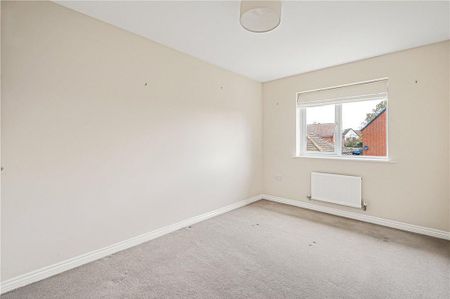 4 bedroom detached house to rent - Photo 5