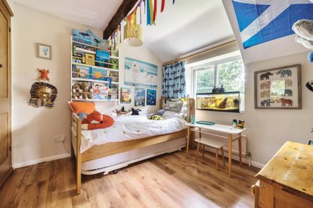 3 bedroom semi-detached house to rent - Photo 5