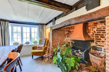 4 bedroom semi-detached house to rent - Photo 4