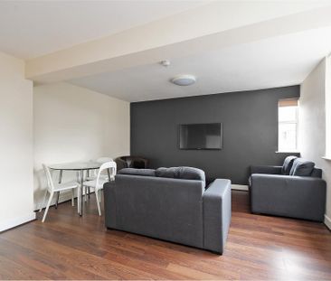 3 bedroom apartment to rent - Photo 1