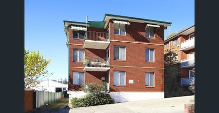 Bright & Spacious Apartment Moments from Top Ryde Shopping Centre - Photo 5