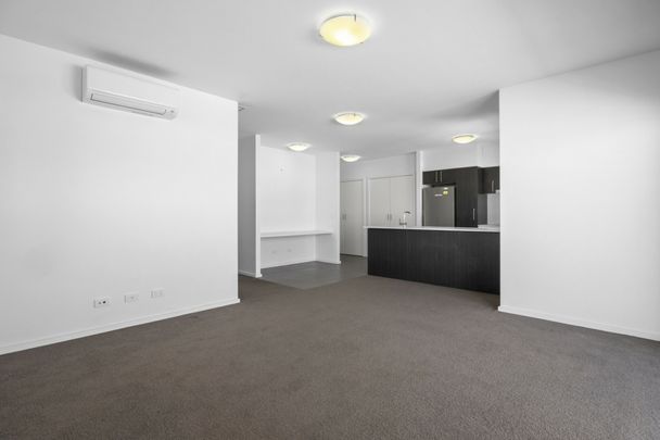 Luxurious Living - Photo 1