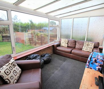 5 bedroom end of terrace house to rent - Photo 1
