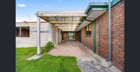 Spacious Family Home in Alfredton - Photo 5