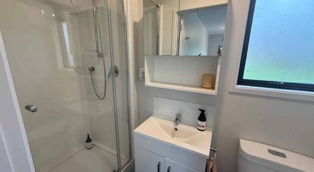 Self Contained Fully Furnished Rural Unit - Photo 4