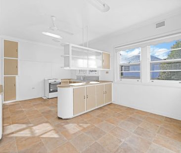 Three bedroom home - Photo 5