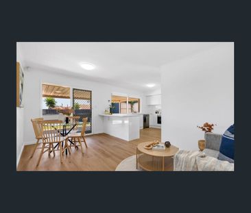 Freshly updated family home with Solar! - Photo 2