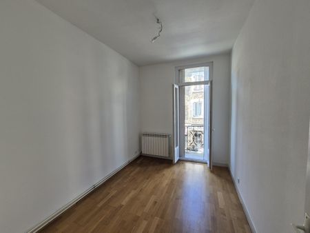 Location Appartement 3 pièces 72m² TULLE 19000 - Photo 5