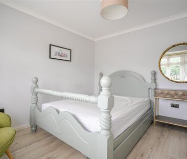 4 bedroom detached bungalow to rent - Photo 4
