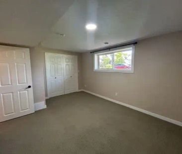 10921 122 Street Northwest, Edmonton, Alberta, Canada, T5M 0A7- Bas... - Photo 1