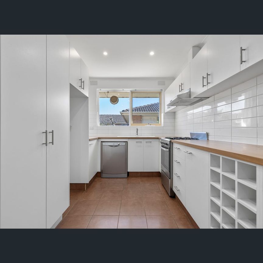 11/11 Tattenham St, Caulfield East, Vic 3145 - Photo 1