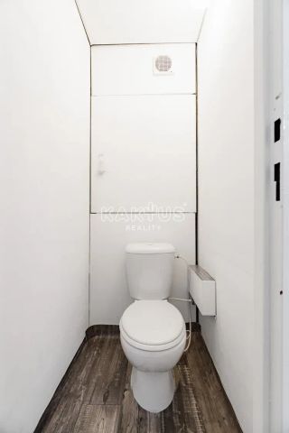 Pronájem bytu 1+kk (22 m - Fotografie 4