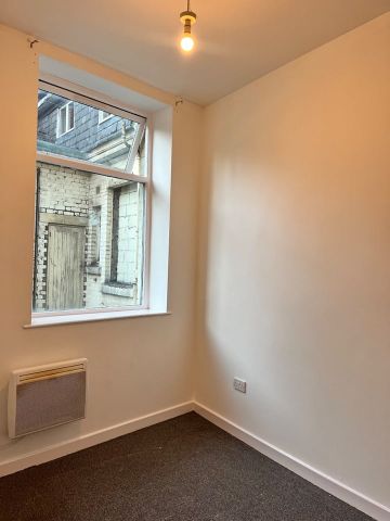 1 Bed Flat, Pekin Building, L2 - Photo 3