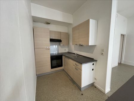 Location Appartement 1 pièce 35m² - Photo 2