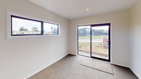 Foxton - 3 Bedrooms - Photo 4