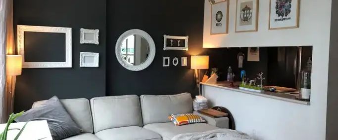 Sunny One bedroom at The Conference Plaza | 438 Seymour Street, Vancouver - Photo 1