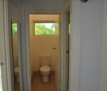 DETACHED HOMETTE - SPACIOUS - LOCATION - Photo 6