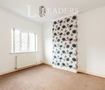 2 bedroom semi-detached house to rent - Photo 3