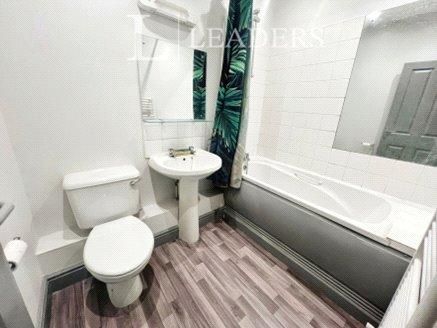 1 bedroom flat to rent - Photo 4