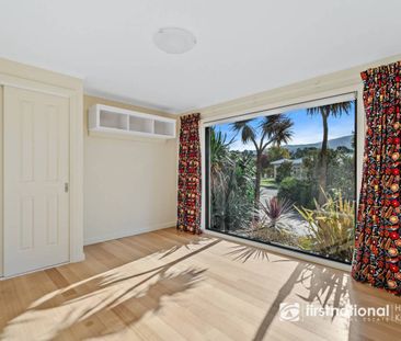 Family Home with Spacious Living - Photo 3