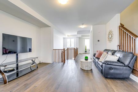 For Lease - 5188 Viola Desmond Drive, Mississauga, Ontario - Photo 4