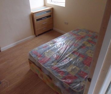 Apt 1, 233 Donegall Avenue, Belfast, BT12 6LU - Photo 2