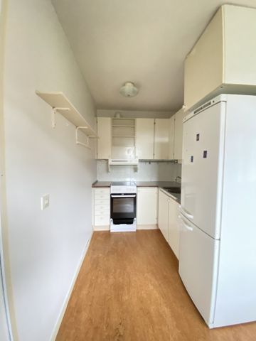 Norsborg - 2rok - tillsv - 9.200kr/mån - Photo 4