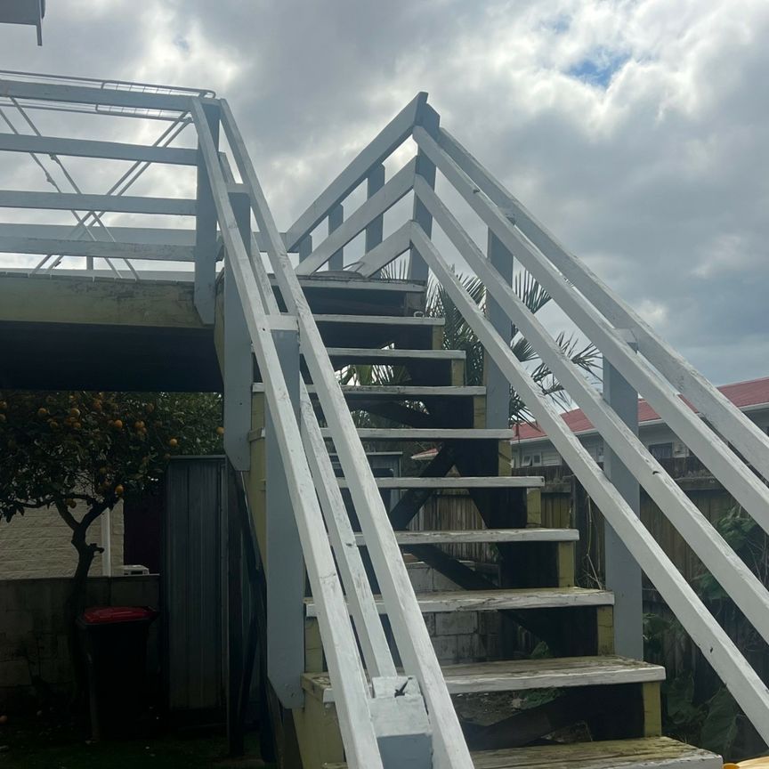 So Handy -1 Bedroom Unit/Apartment Papatoetoe - Photo 1
