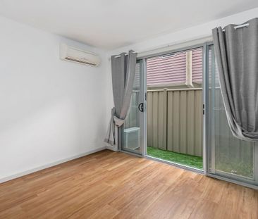 Stylish Townhouse In A Perfect Location - Photo 6