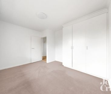 2/7-9 Salter Street, Essendon - Photo 4