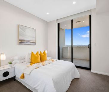 Modern Apartment in Prime Location with Breathtaking Views - Photo 3