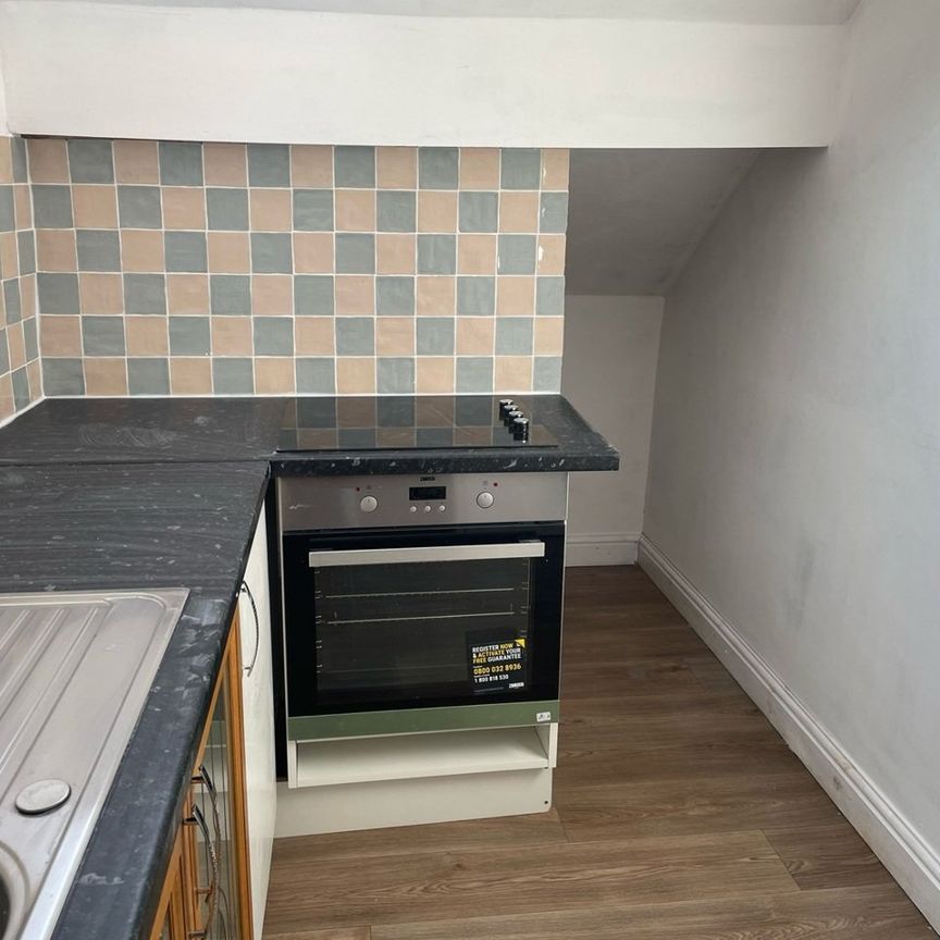 1 Bed Flat, Sherbourne Road, B27 - Photo 1