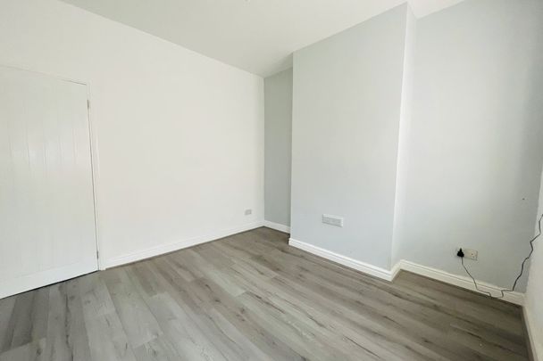 Uttoxeter Old Road - Photo 1