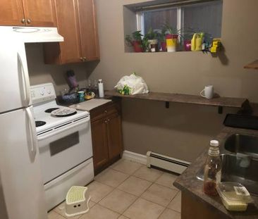 2 Bedrooms, 2 BATHROOMS, Laundry, Dishwasher - Photo 3