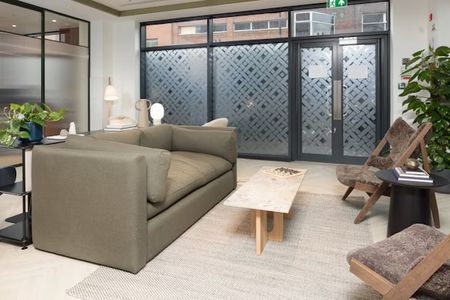 1 bedroom apartment - Photo 2