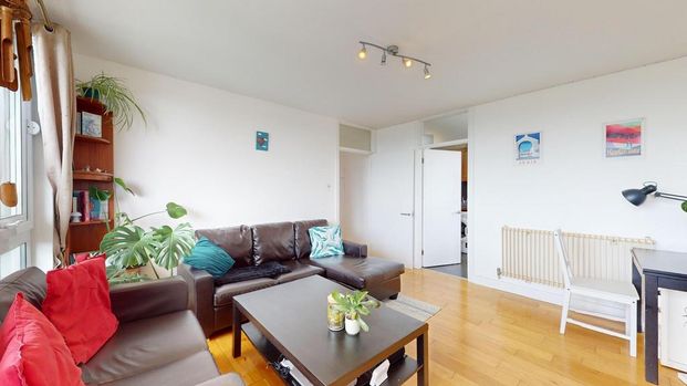 2 bedroom flat to rent - Photo 1