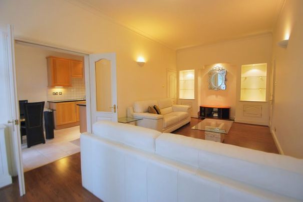 William Court, Hall Road, London NW8 - Photo 1