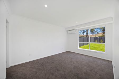 48B Coupe Drive, Thrumster NSW 2444 - House For Rent | Domain - Photo 3