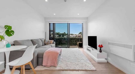 Elevated Living: Top-Floor Executive Retreat w... - Photo 2