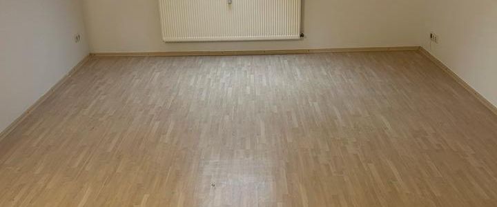 Schöne 4,5 Zimmer Dachgeschoss wohnung in Gelsenkirchen Bismarck - Photo 1